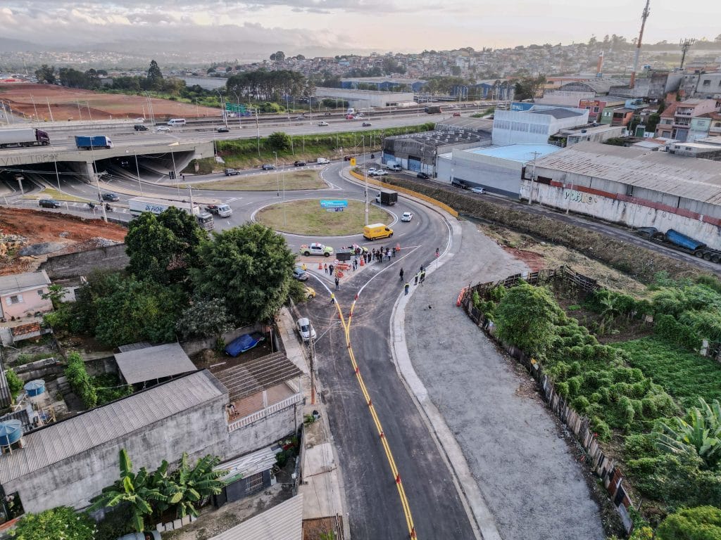 Além de beneficiar diretamente os moradores de Cumbica, a nova estrutura deverá contribuir para o tráfego no Trevo de Bonsucesso