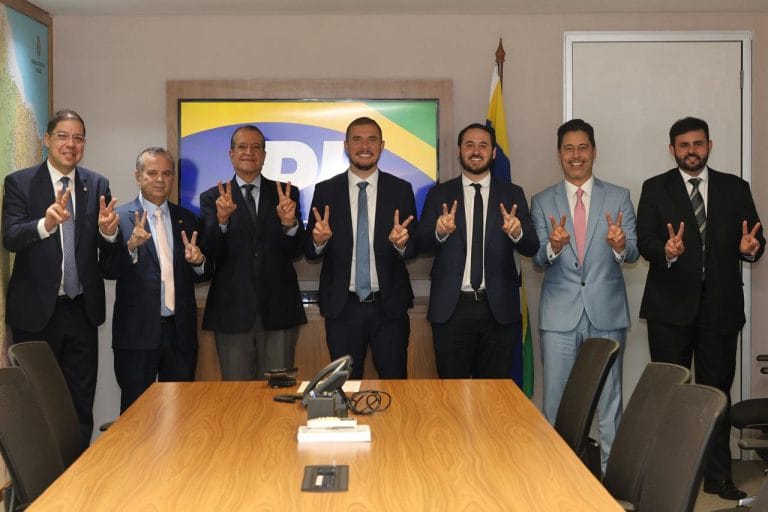 Cerimônia de filiação ocorreu nesta terça-feira (10), em Brasília