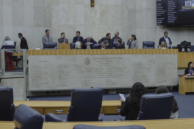 Sessão Ordinária ocorreu na tarde desta terça-feira (12)