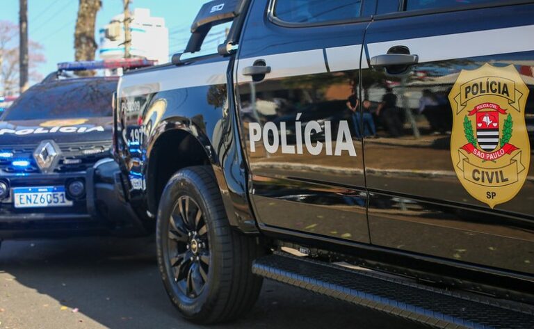 Polícia Civil prende suspeitos de fraude com pulseiras falsas durante show em São Paulo