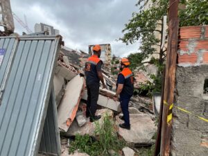 Prédio desabado no bairro Torres Tibagy em Guarulhos