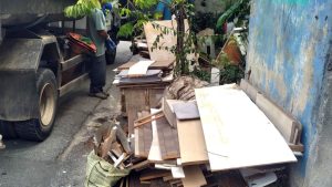 Descarte irregular em Guarulhos é removido pela prefeitura em bairros