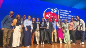 Equipe de saúde apresenta projeto premiado em congresso estadual