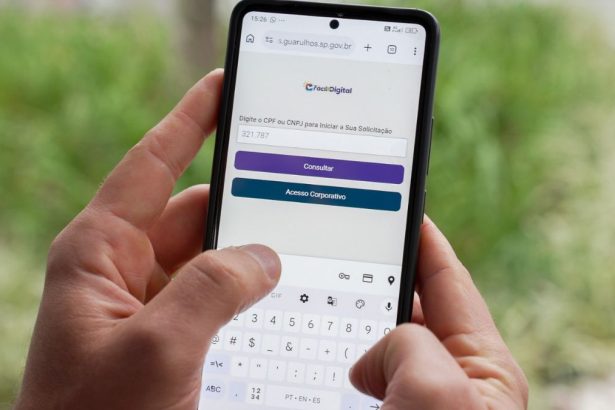 Tela da plataforma Fácil +Digital da Prefeitura de Guarulhos