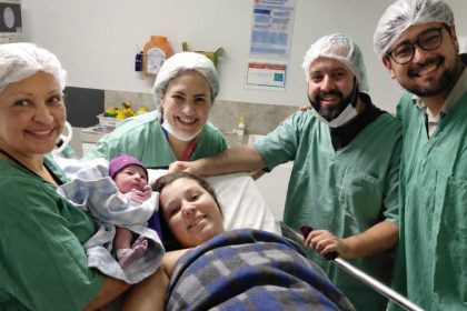 Gestante recebe atendimento durante acompanhamento da maternidade na Hapvida