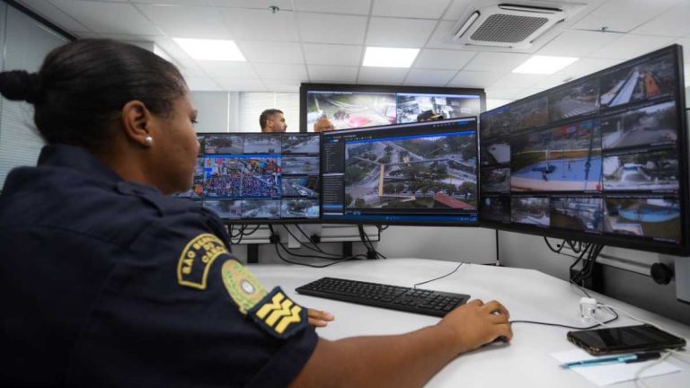 Viatura da Guarda Civil Municipal de São Bernardo durante patrulhamento, ação que integra as estratégias de combate aos roubos e reforço da segurança na cidade