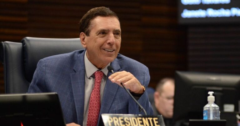 Plenário da Câmara Municipal de Guarulhos durante sessão do primeiro semestre de 2026