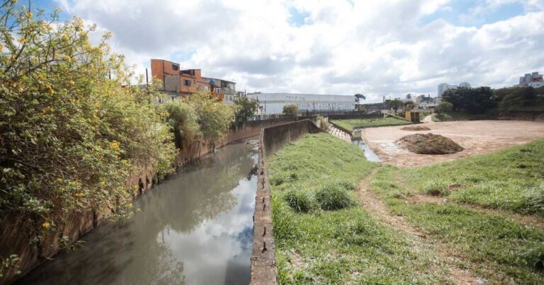 São Bernardo inicia obras no Ribeirão dos Couros