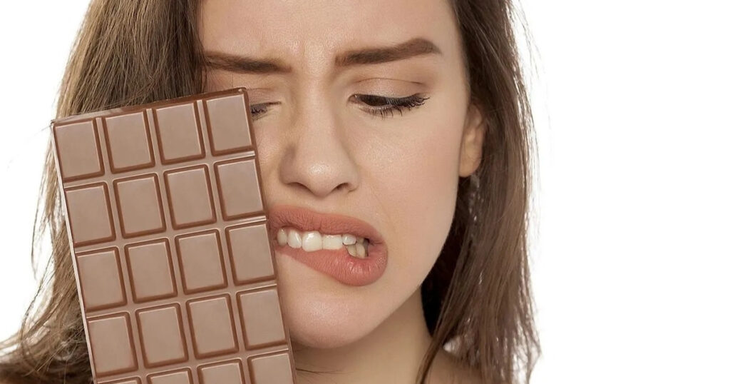 “Eu mereço”: por que um dia difícil costuma terminar em chocolate, pizza ou hambúrguer?