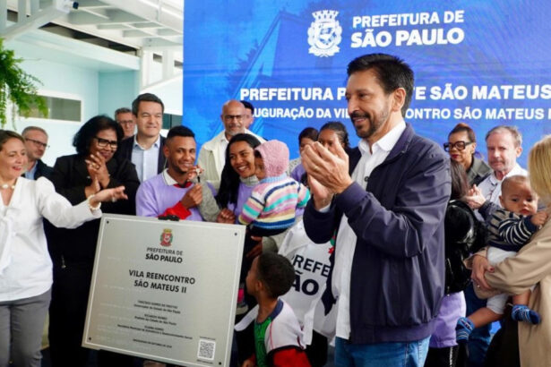 Prefeito Ricardo Nunes cumpre agenda em São Mateus com inauguração da Vila Reencontro, vistoria da UPA e entrega de escrituras