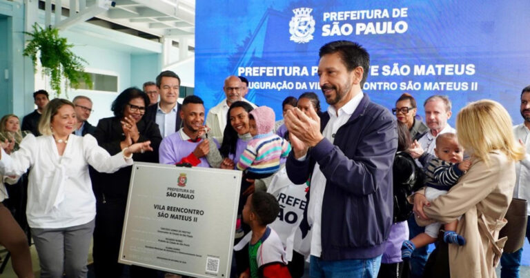 Prefeito Ricardo Nunes cumpre agenda em São Mateus com inauguração da Vila Reencontro, vistoria da UPA e entrega de escrituras