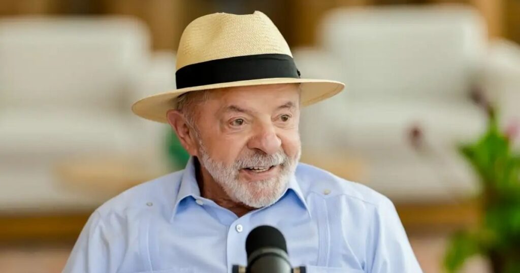 Lula discursa em evento do governo federal sobre o Prospera MEI e a proposta de transporte gratuito