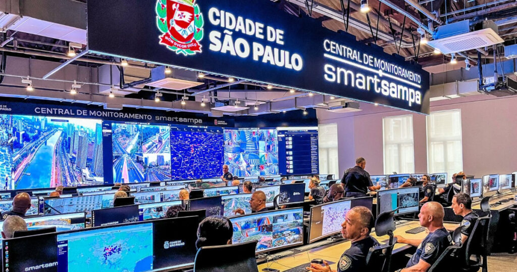 Sistema Smart Sampa da Prefeitura de São Paulo alcança 50 mil câmeras integradas para monitoramento e segurança pública