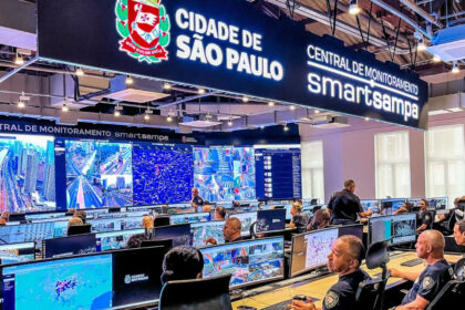 Sistema Smart Sampa da Prefeitura de São Paulo alcança 50 mil câmeras integradas para monitoramento e segurança pública